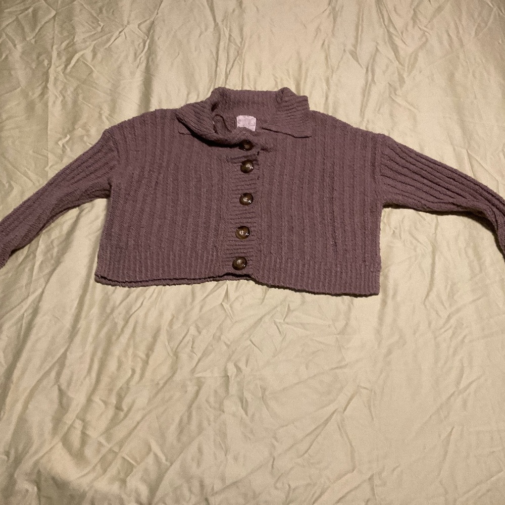 Long sleeved Cropped sweater - size XS